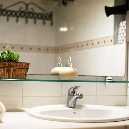 One Bedroom In Eixample ! شقة *